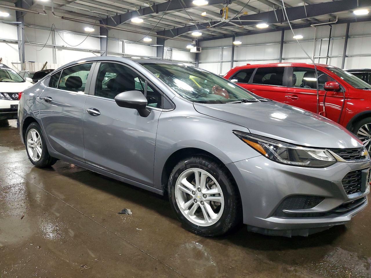 2018 Chevrolet Cruze Lt - zdjęcie 4