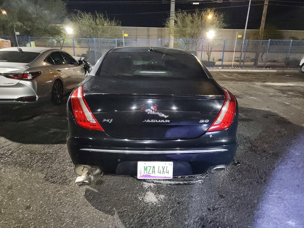 2015 Jaguar Xj - zdjęcie 6