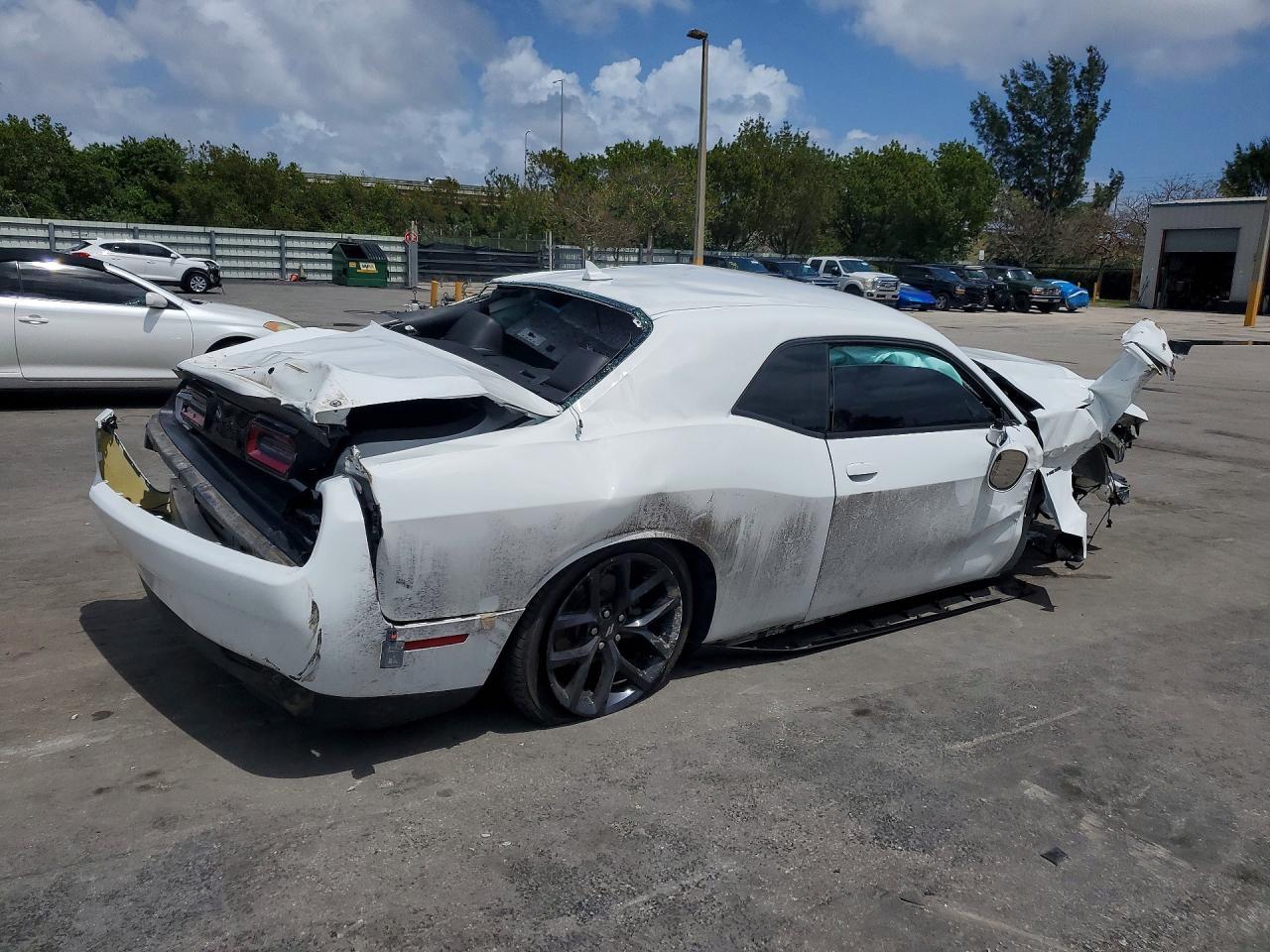 2022 Dodge Challenger R - zdjęcie 3