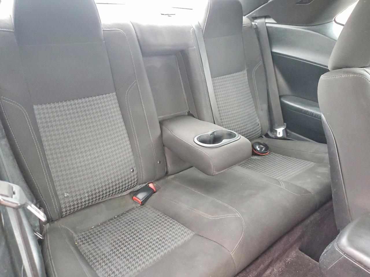 2017 Dodge Challenger Sxt - zdjęcie 10