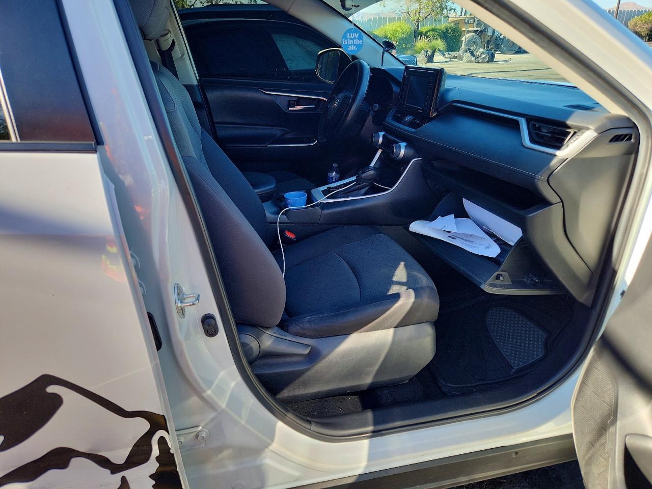 2021 Toyota Rav4 Xle - zdjęcie 13