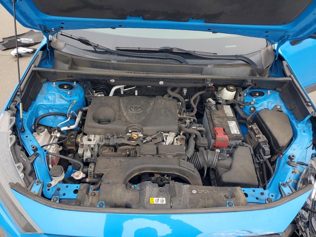 2020 Toyota Rav4 Le - zdjęcie 12