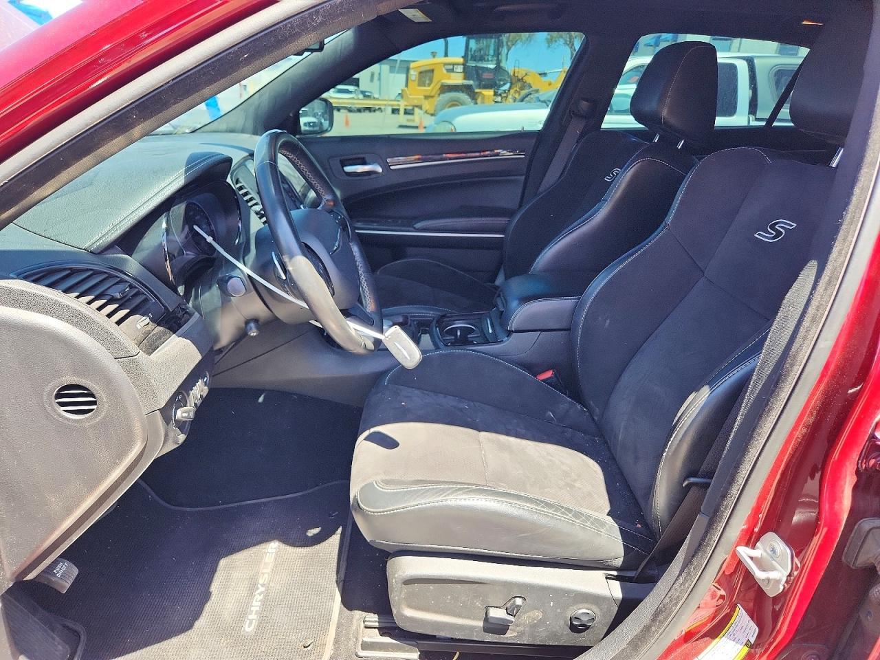 2019 Chrysler 300 S - zdjęcie 7