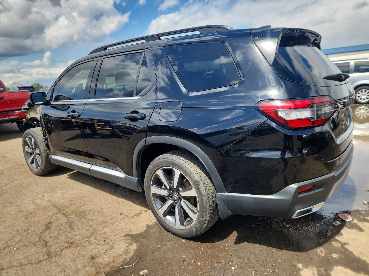2023 Honda Pilot Elite - zdjęcie 2