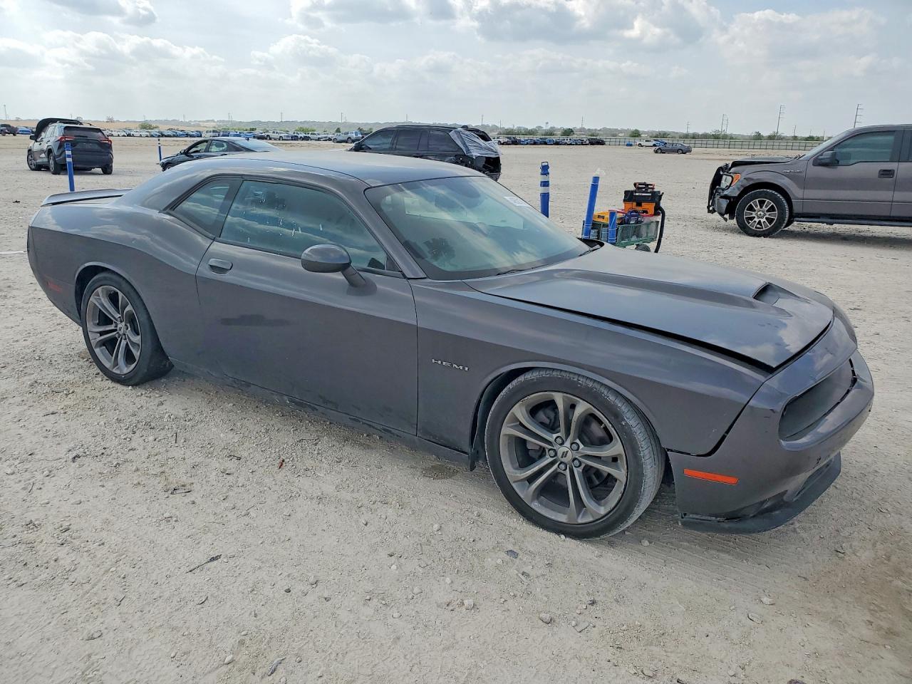 2020 Dodge Challenger R - zdjęcie 4