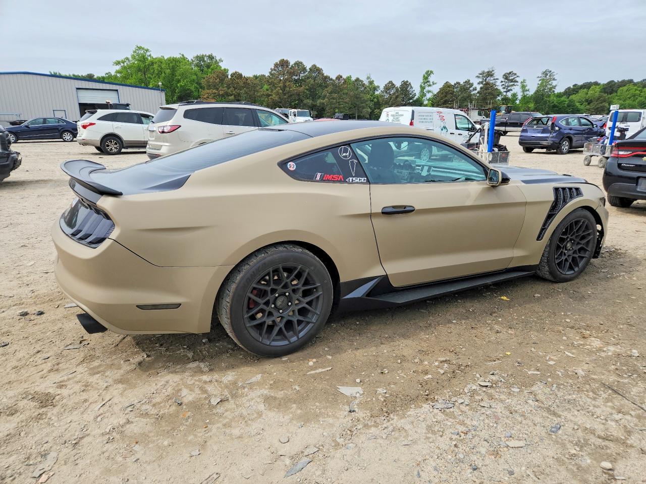 2017 Ford Mustang Gt - zdjęcie 3