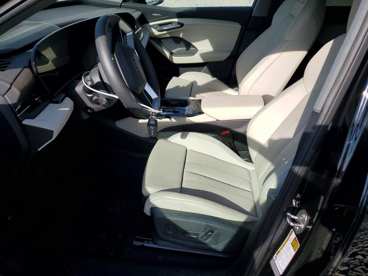 2025 Audi Q6 E-Tron Premium Plus - zdjęcie 7