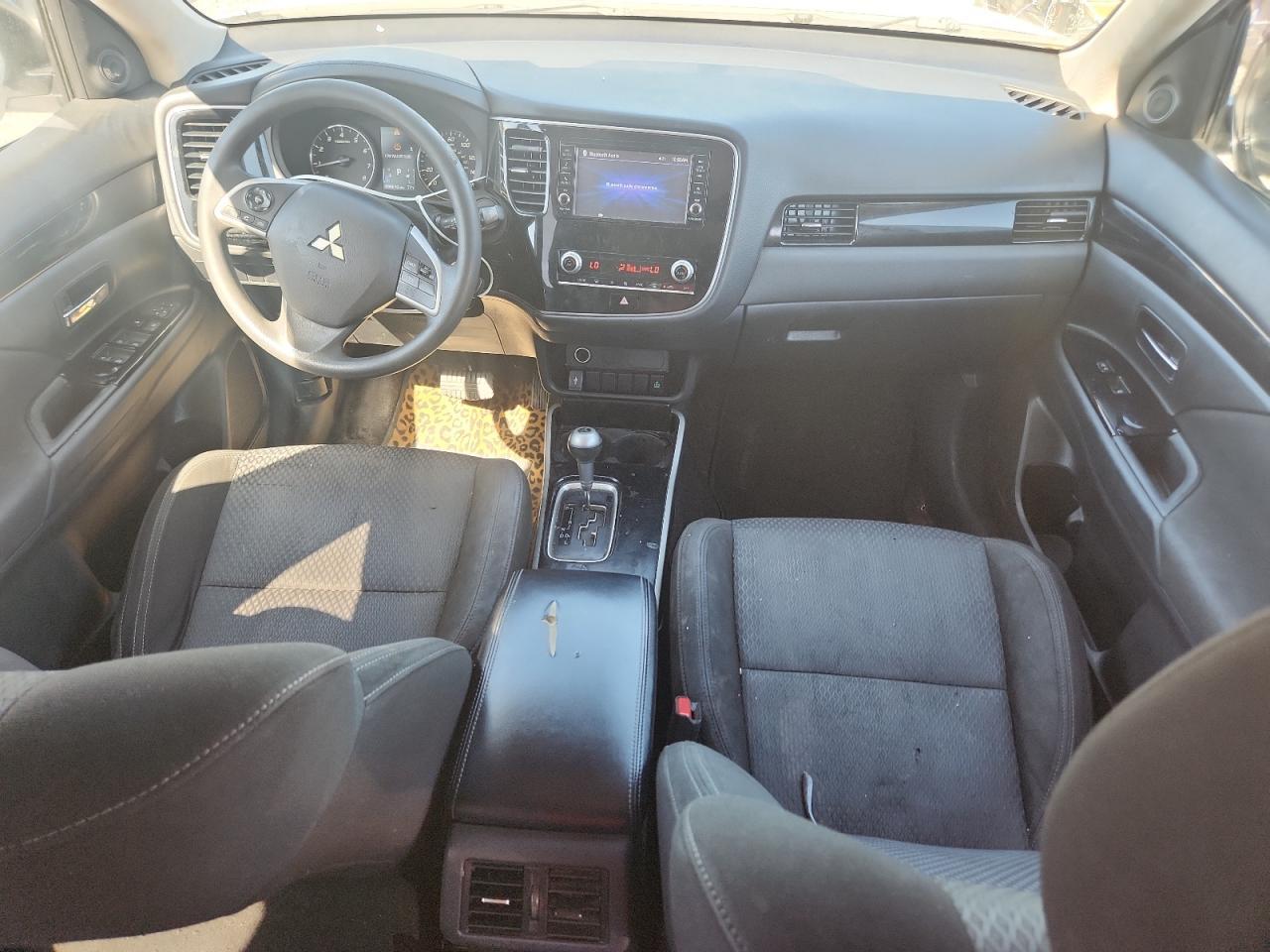 2020 Mitsubishi Outlander Es - zdjęcie 8