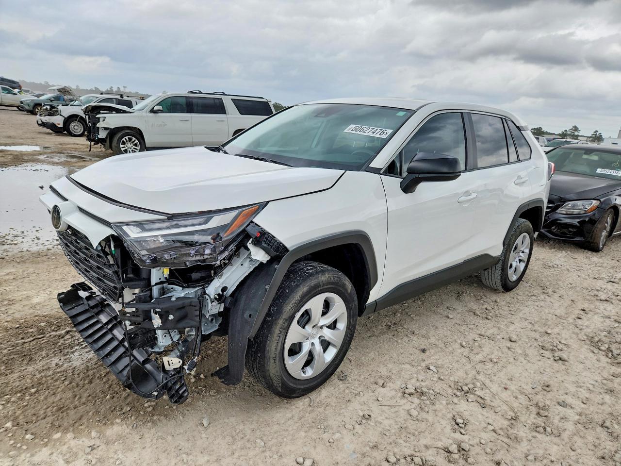 2025 Toyota Rav4 Le - zdjęcie główne