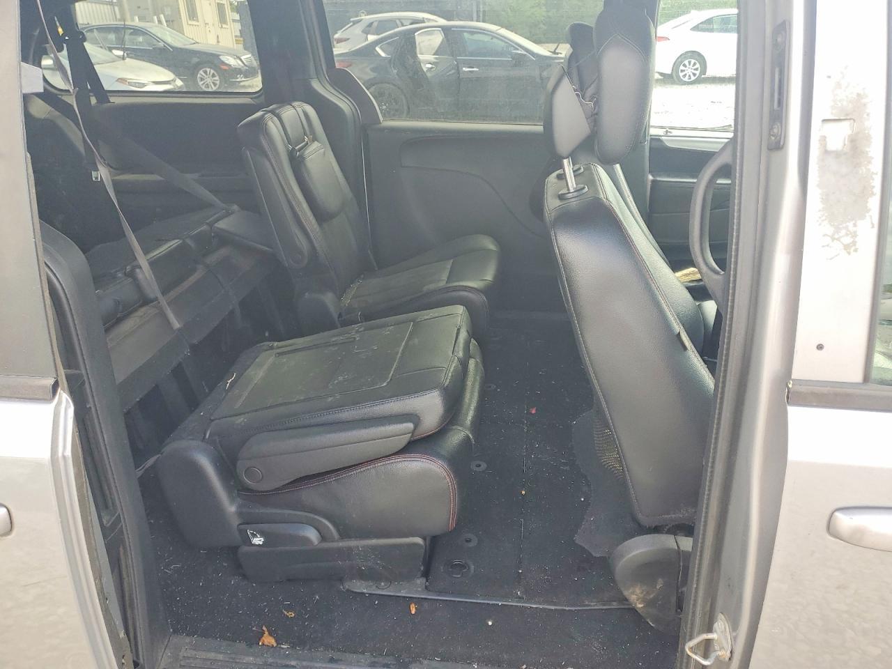 2014 Dodge Grand Caravan R - zdjęcie 11