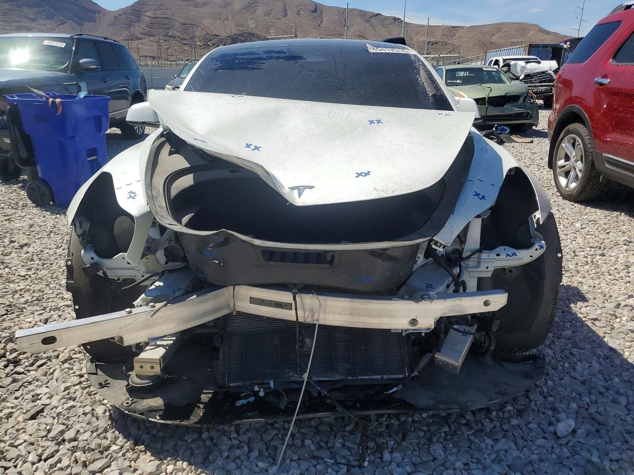 2023 Tesla Model 3 - zdjęcie 5