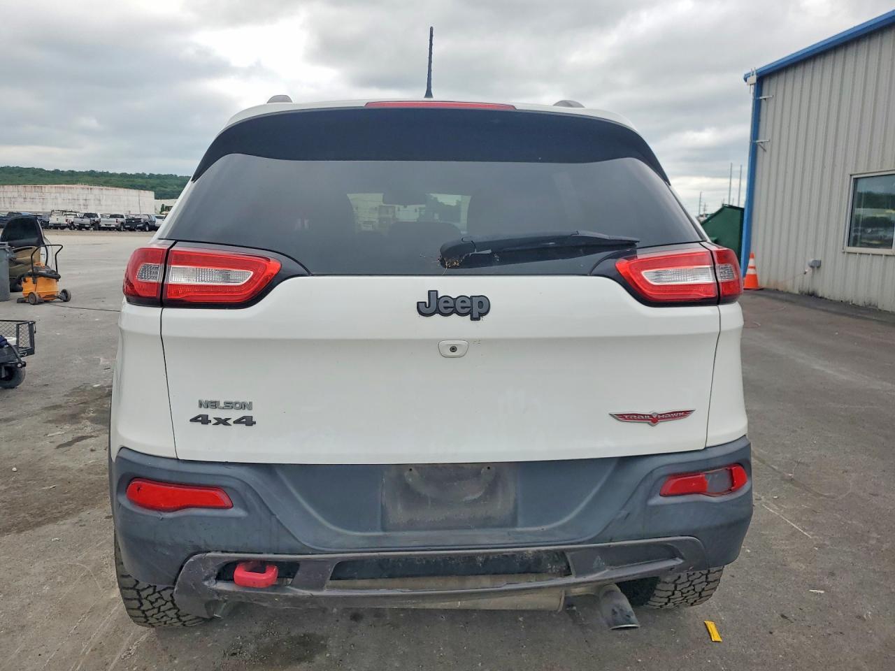 2015 Jeep Cherokee Trailhawk - zdjęcie 6