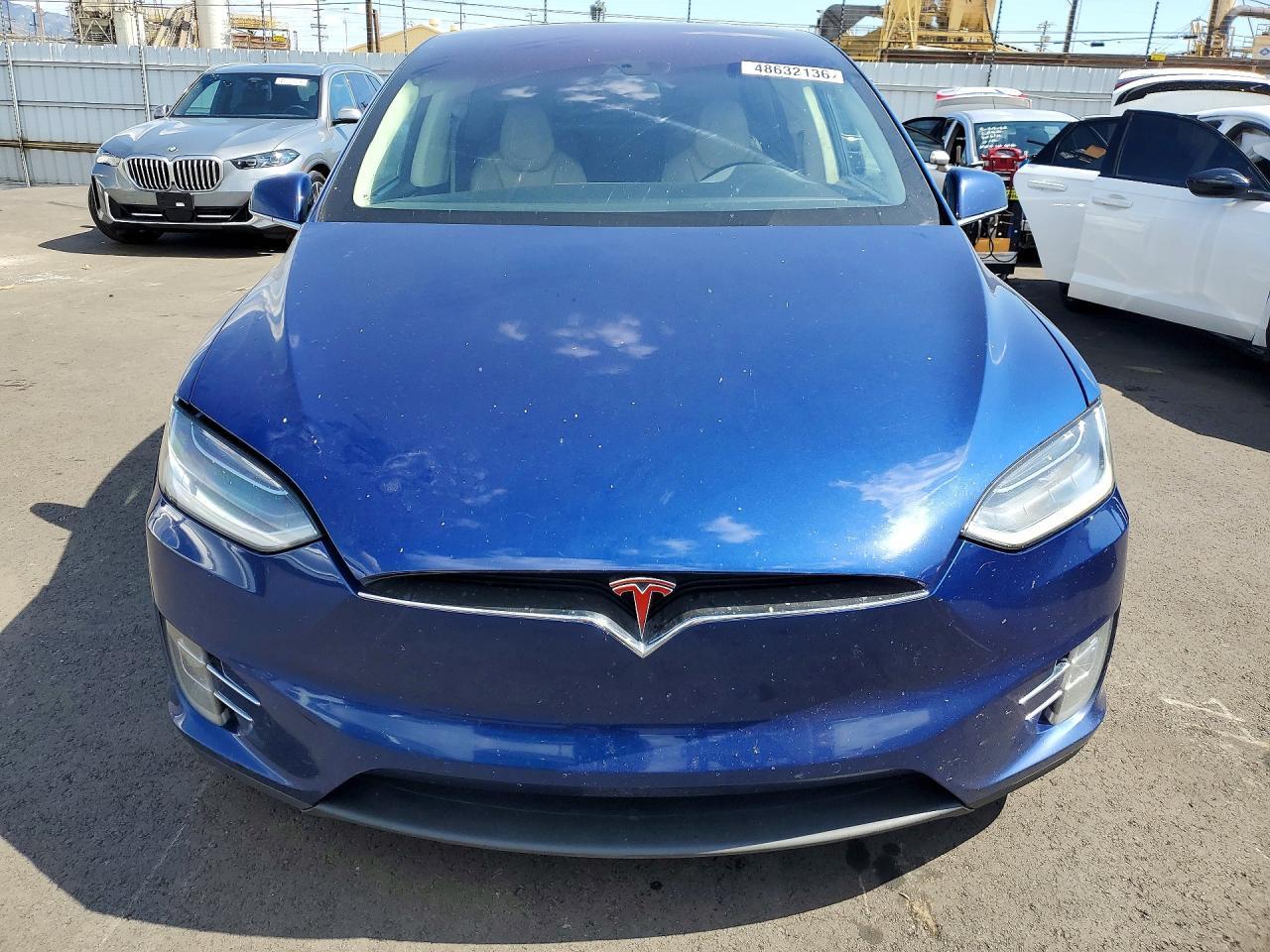 2016 Tesla Model X - zdjęcie 5
