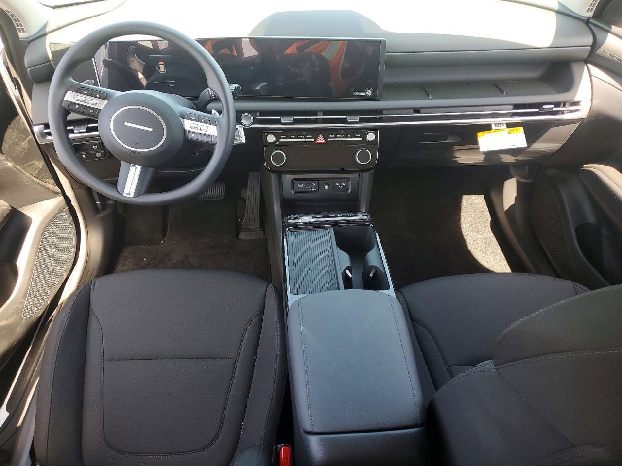 2026 Hyundai Tucson Hybrid Sel - zdjęcie 8