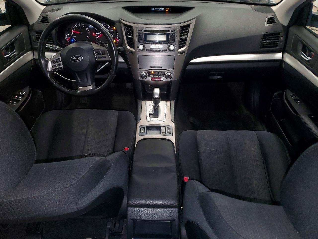 2013 Subaru Outback 2.5I Premium - zdjęcie 9