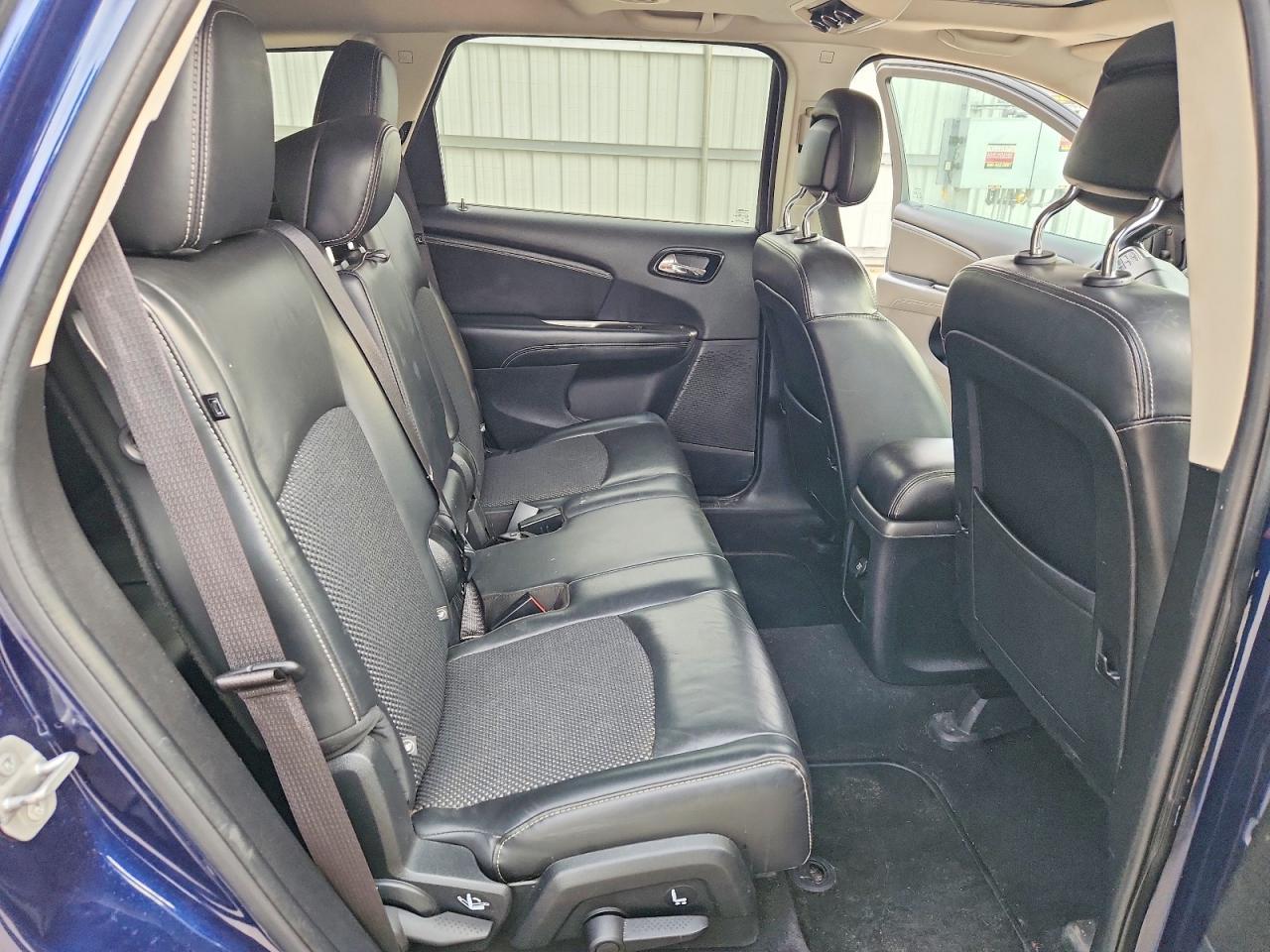 2020 Dodge Journey Crossroad - zdjęcie 11