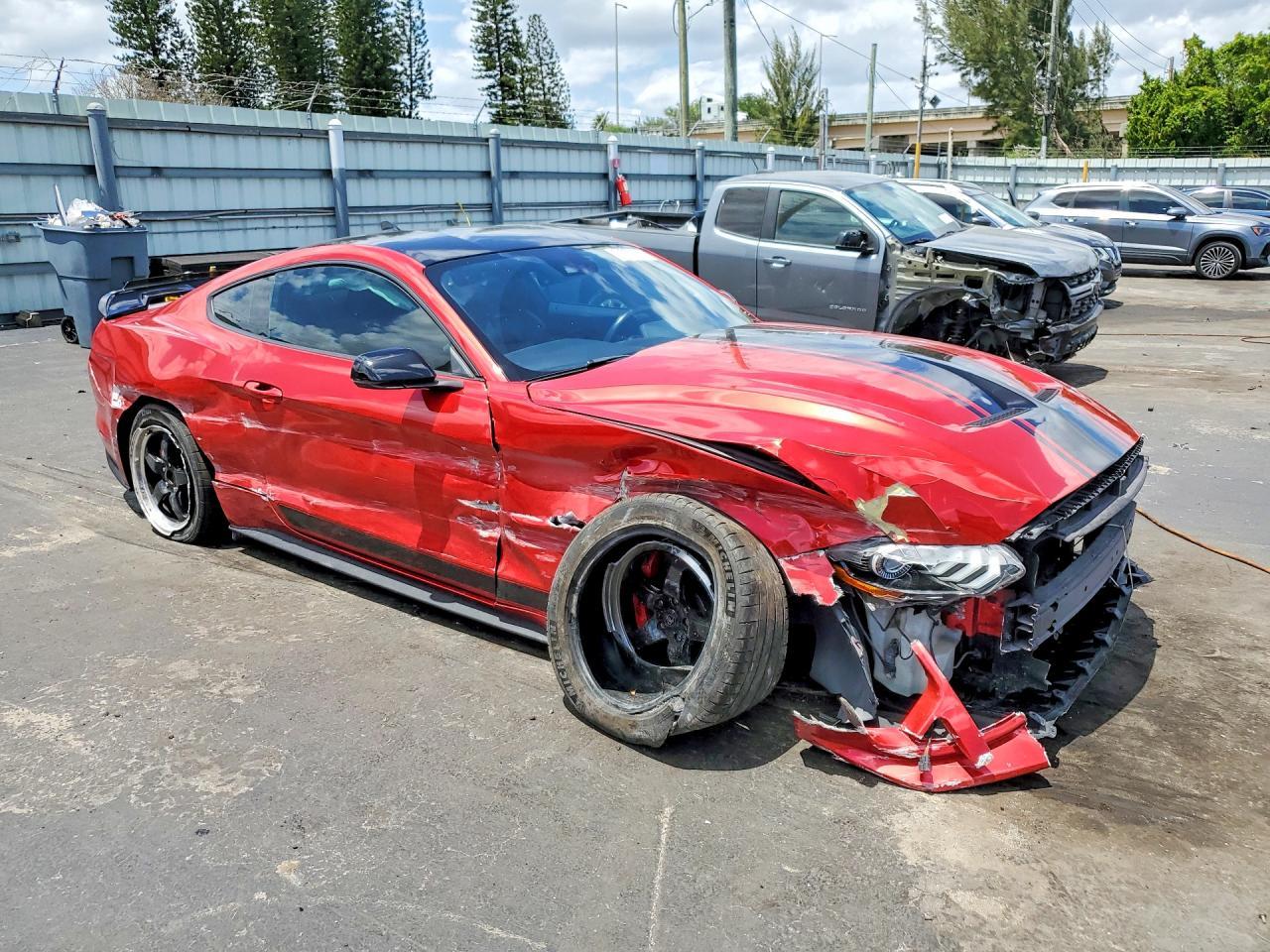 2022 Ford Mustang Gt - zdjęcie 4