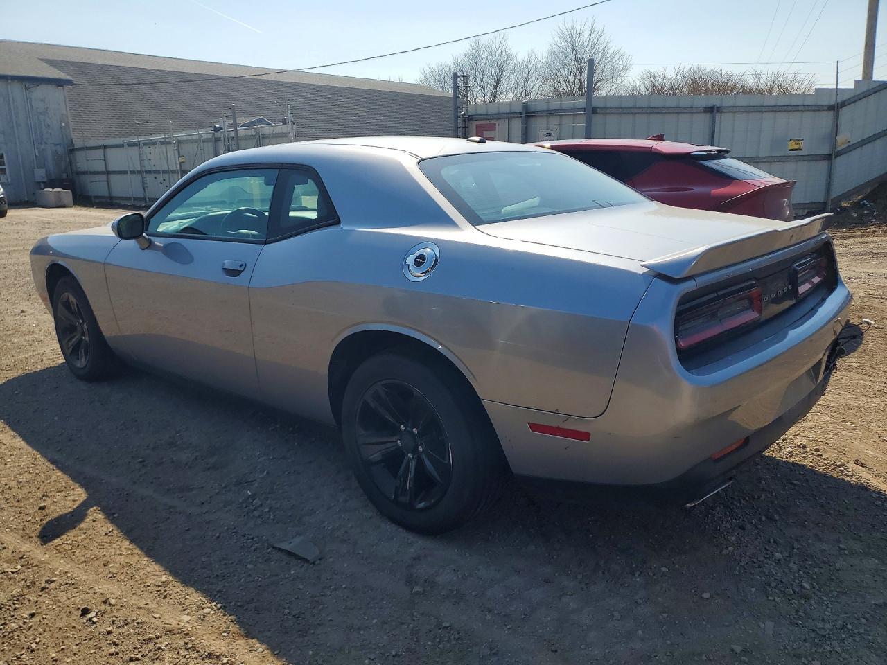 2018 Dodge Challenger Sxt - zdjęcie 2