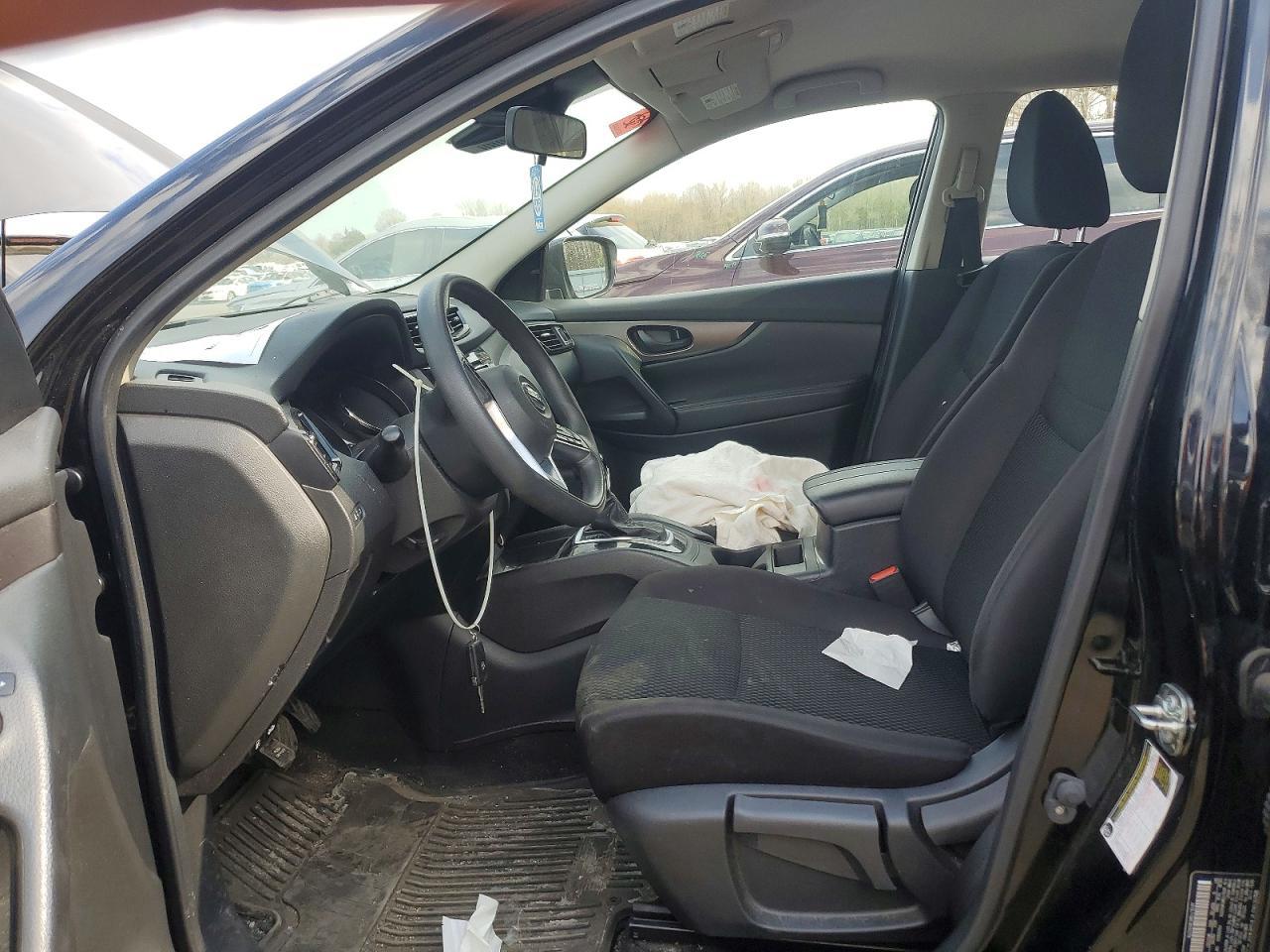 2020 Nissan Rogue Sport S - zdjęcie 7