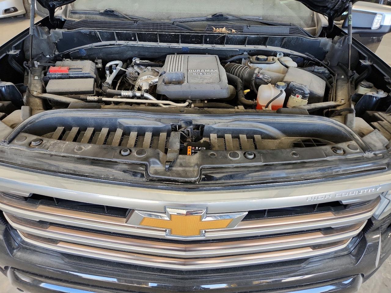 2022 Chevrolet Silverado K1500 High Country - zdjęcie 11