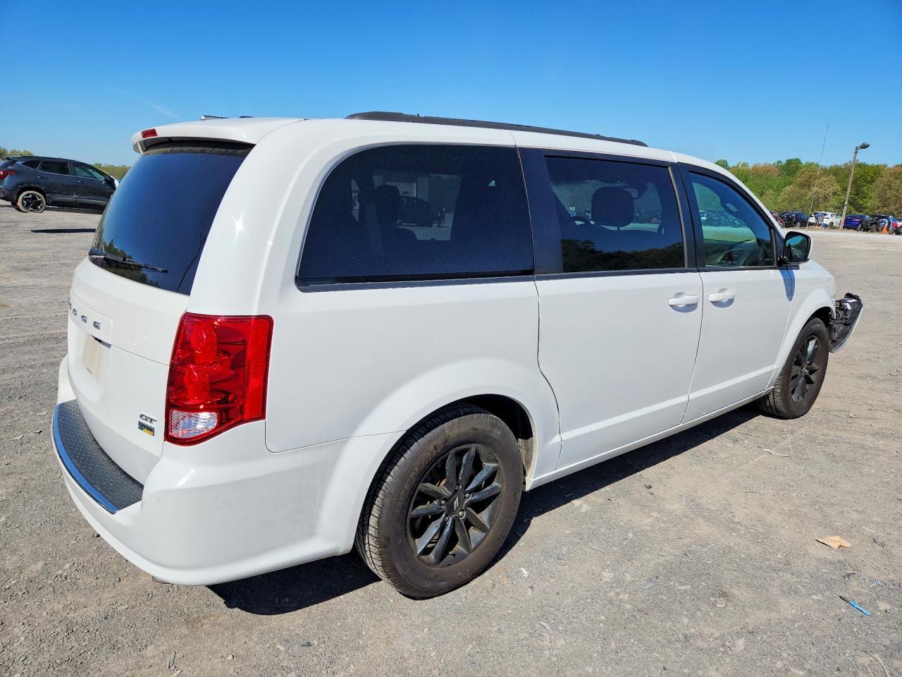 2019 Dodge Grand Caravan Gt - zdjęcie 3