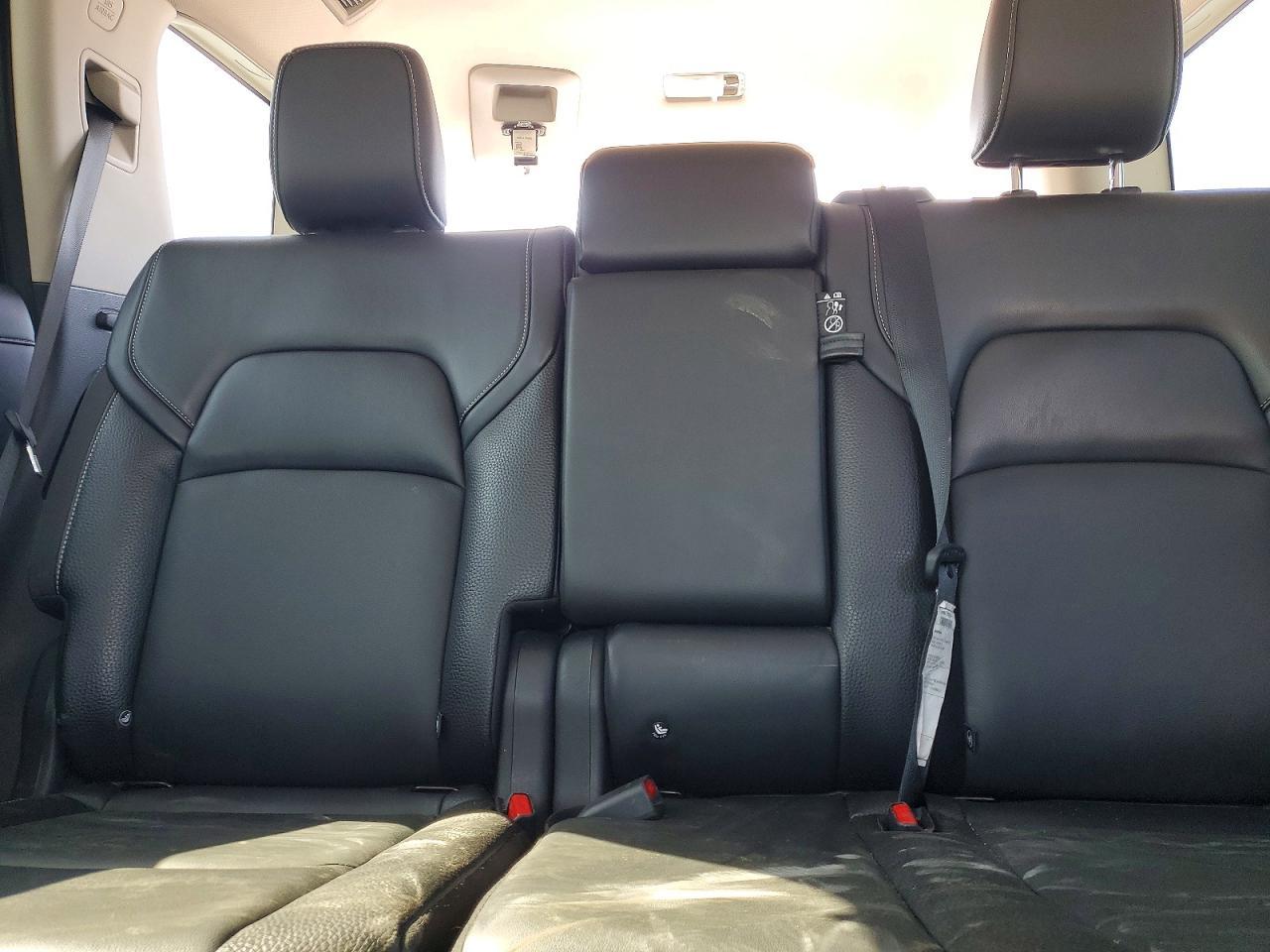 2022 Nissan Pathfinder Sl - zdjęcie 10