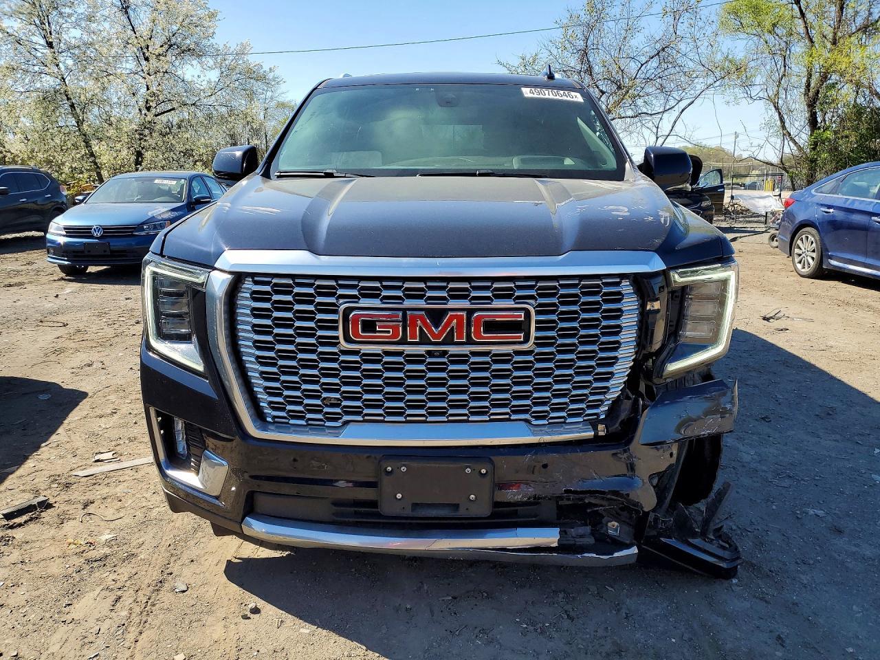 2021 GMC Yukon Denali - zdjęcie 5