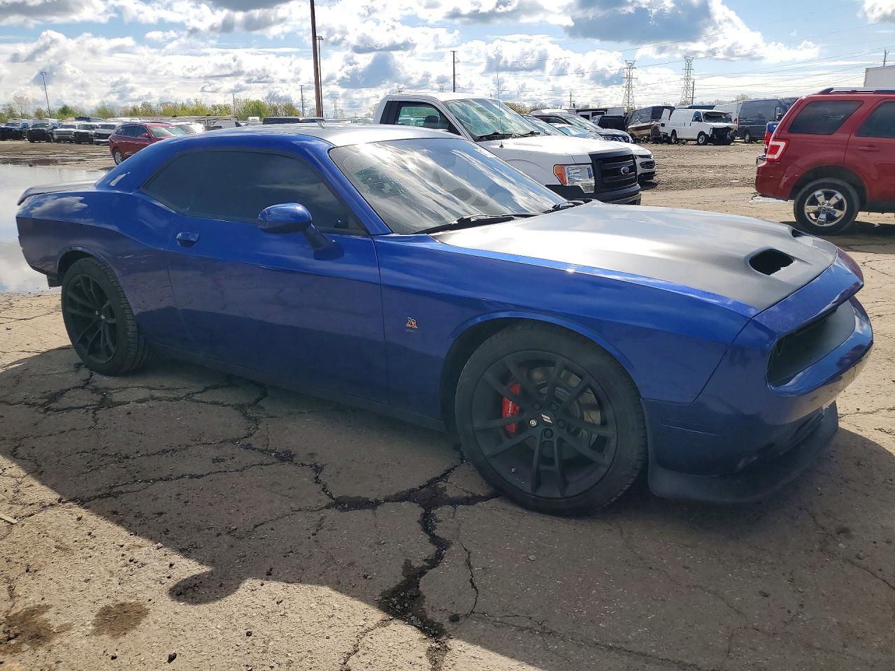 2021 Dodge Challenger R - zdjęcie 4