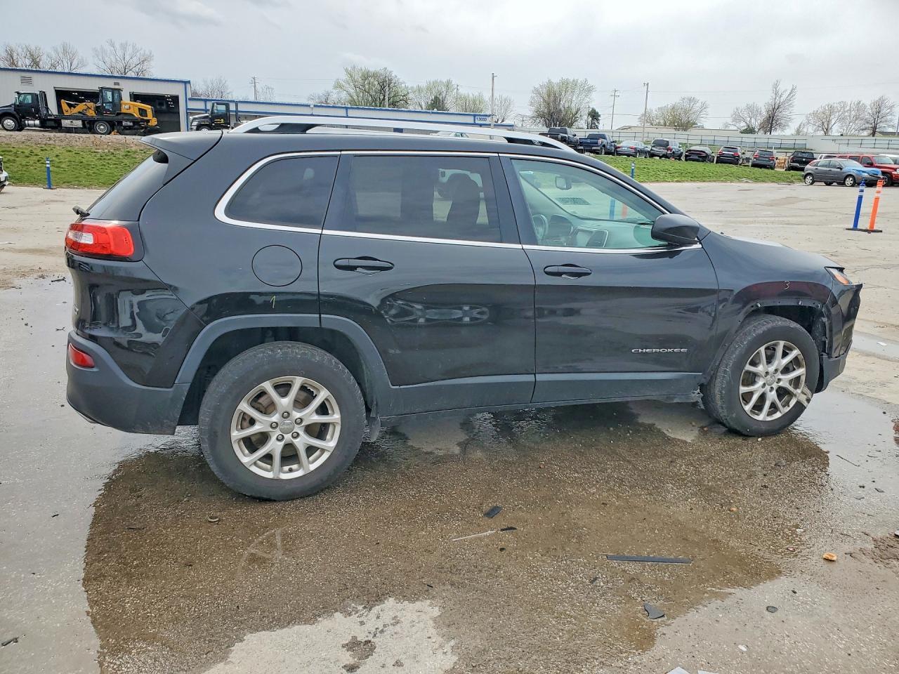2016 Jeep Cherokee Latitude - zdjęcie 3