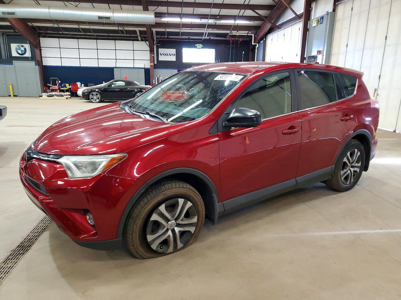 2018 Toyota Rav4 Le - zdjęcie główne