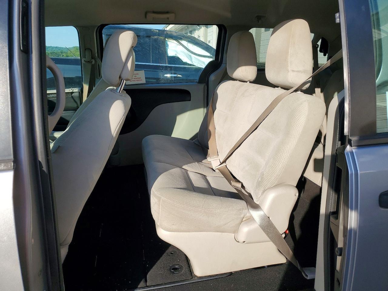 2016 Dodge Grand Caravan Se - zdjęcie 11