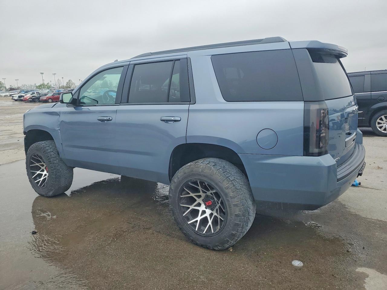 2016 GMC Yukon Slt - zdjęcie 2
