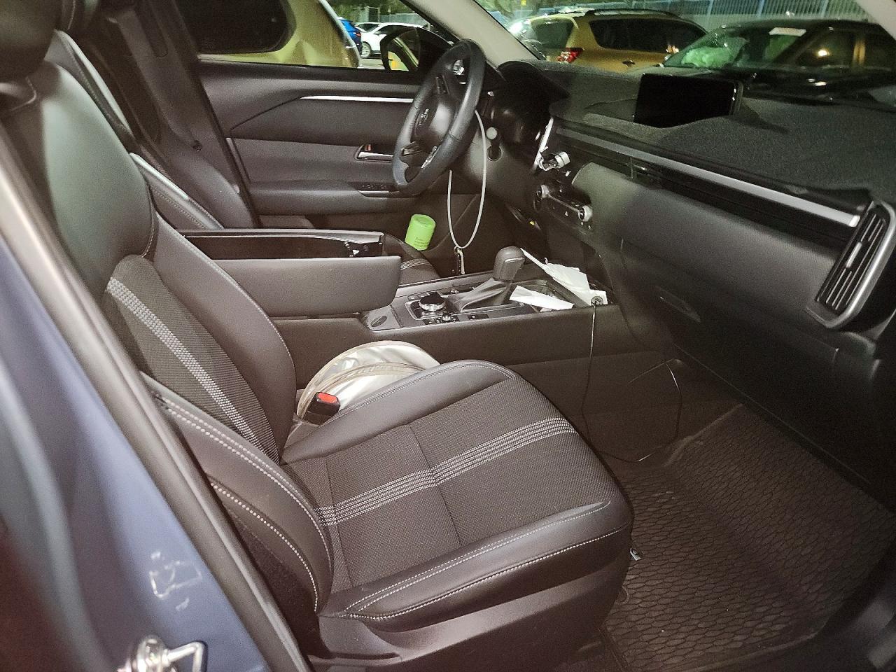 2025 Mazda Cx-50 Preferred - zdjęcie 13