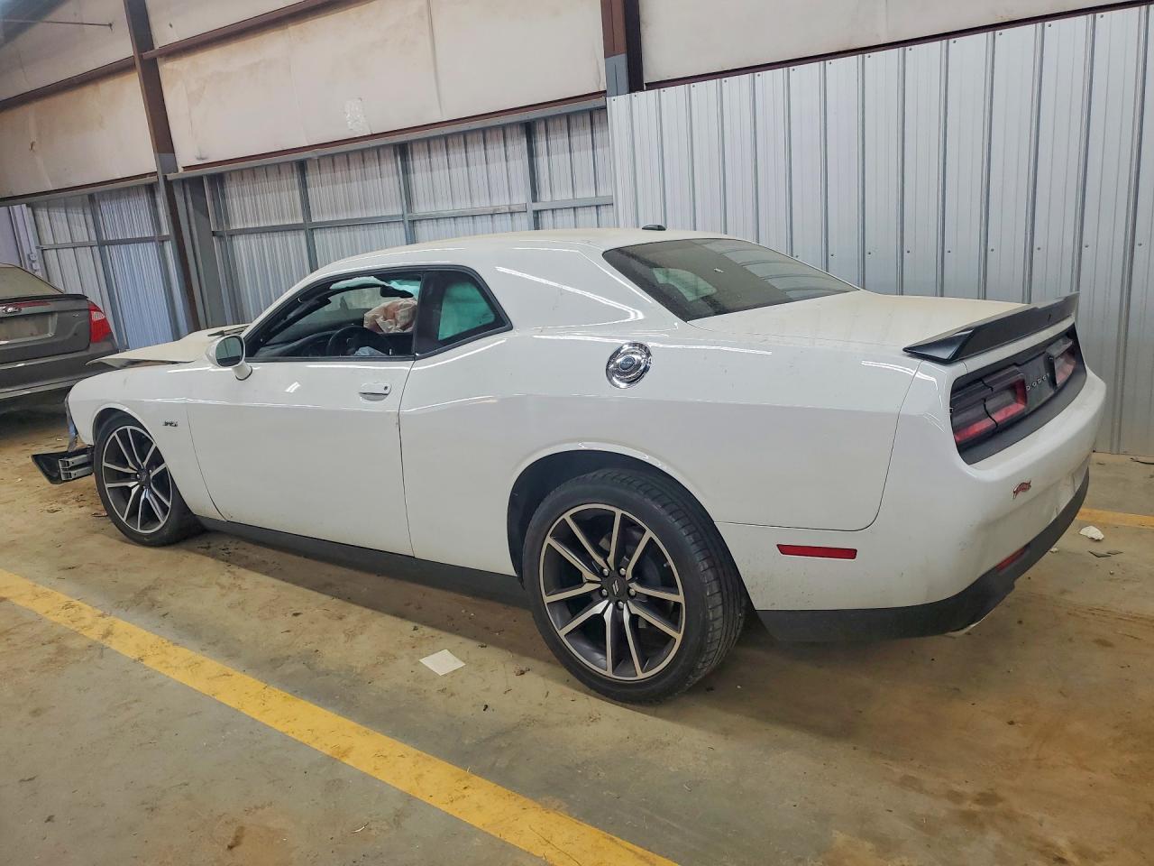 2023 Dodge Challenger R - zdjęcie 2