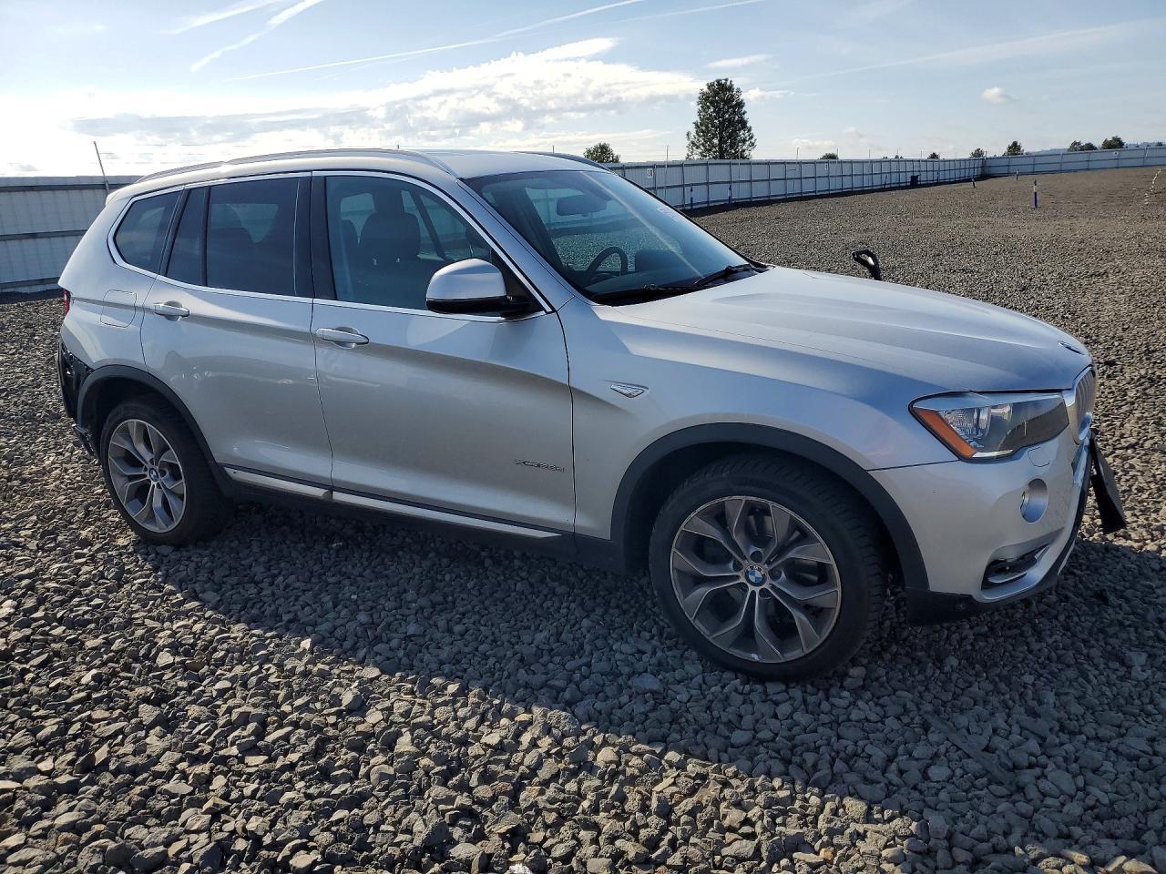 2016 BMW X3 xDrive28D - zdjęcie 4