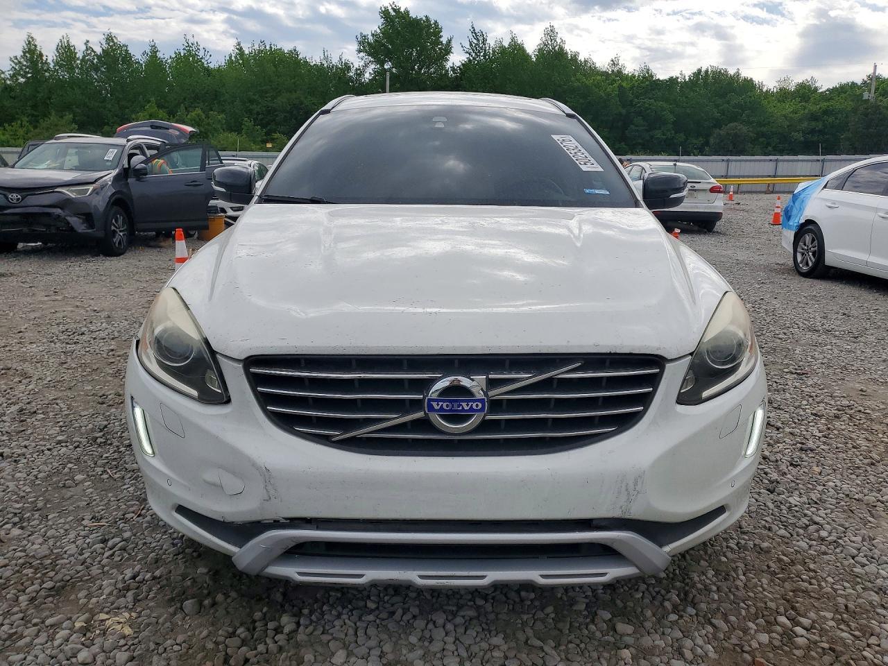 2017 Volvo Xc60 T5 Dynamic - zdjęcie 5