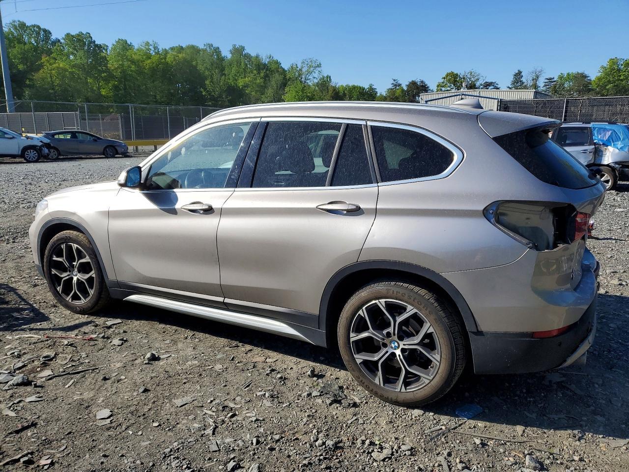 2021 BMW X1 xDrive28I - zdjęcie 2