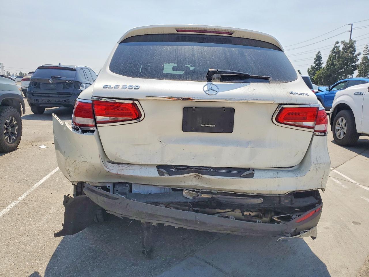 2017 Mercedes-Benz Glc 300 4Matic - zdjęcie 6