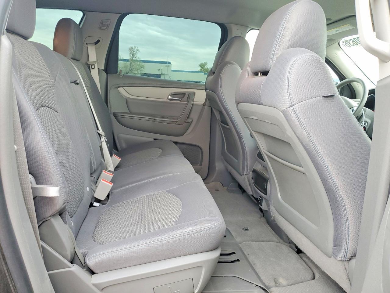 2015 Chevrolet Traverse Ls - zdjęcie 11