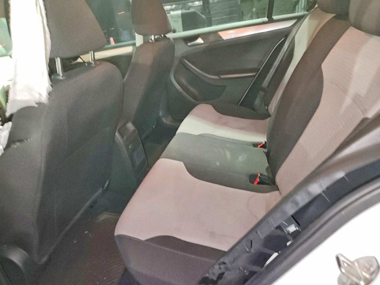 2017 Volkswagen Jetta S - zdjęcie 10