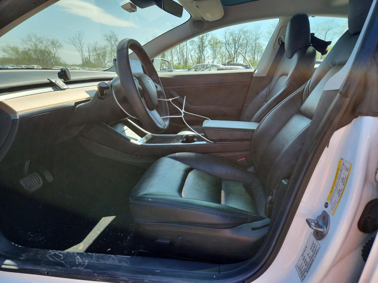 2019 Tesla Model 3 - zdjęcie 7
