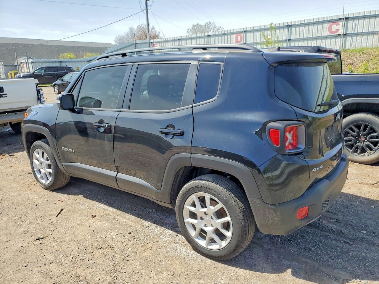 2021 Jeep Renegade Limited - zdjęcie 2