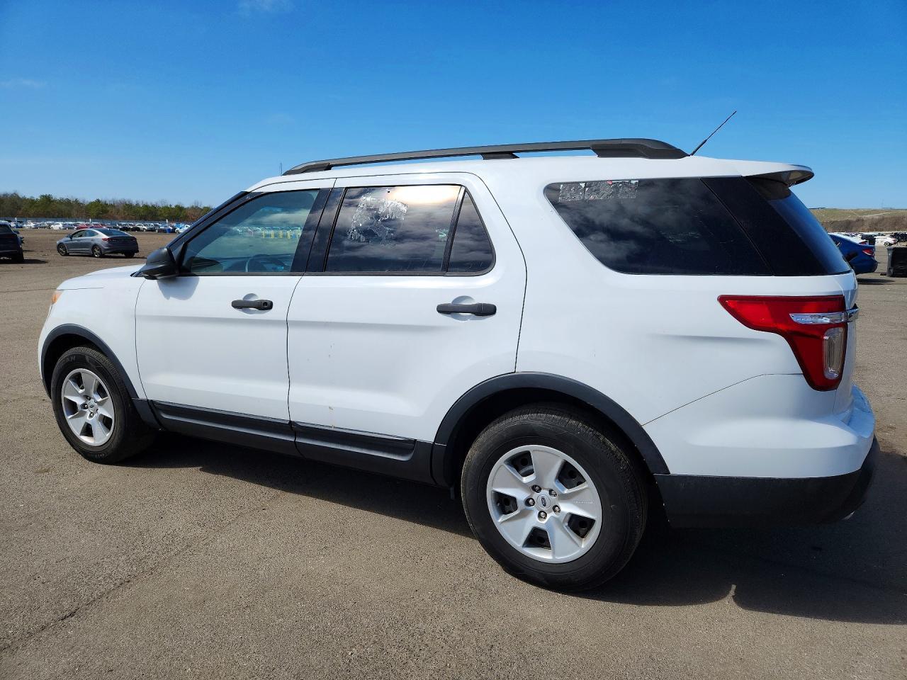 2013 Ford Explorer - zdjęcie 2