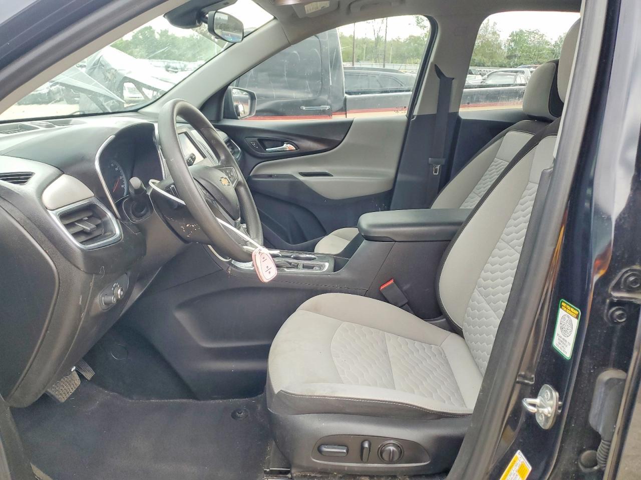 2021 Chevrolet Equinox Ls - zdjęcie 7