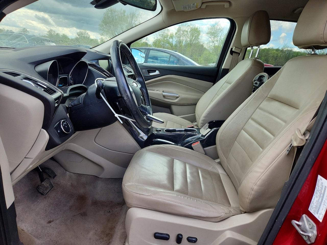 2014 Ford Escape Titanium - zdjęcie 7
