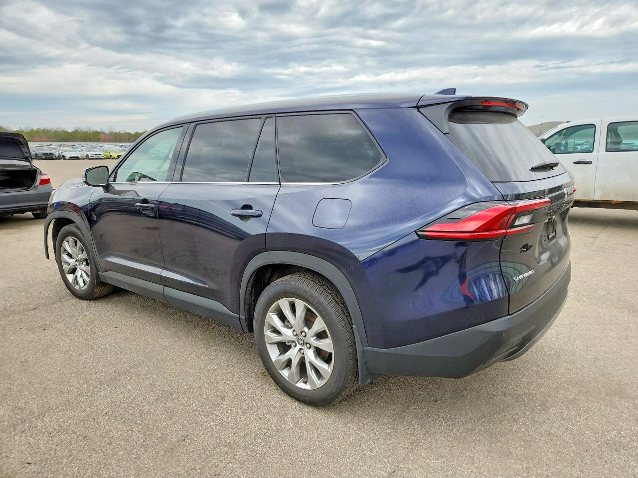 2024 Toyota Grand Highlander Hybrid Limited - zdjęcie 2