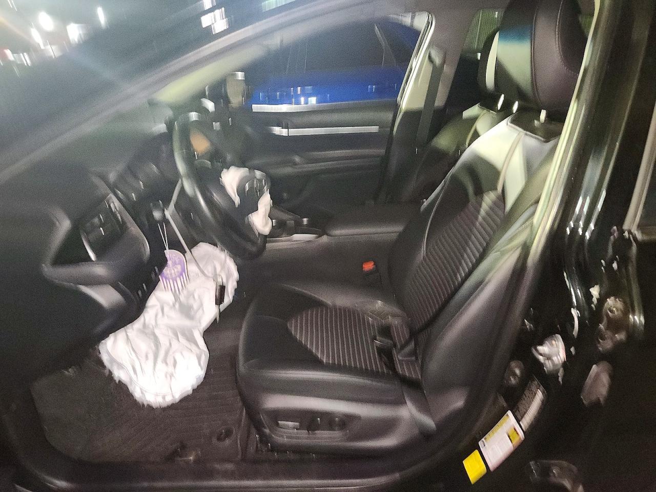 2022 Toyota Camry Se - zdjęcie 7