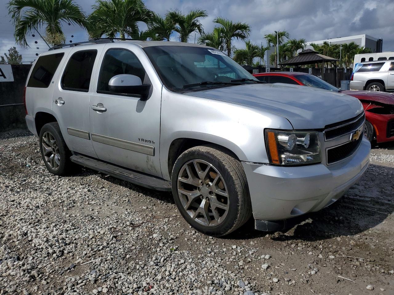 2014 Chevrolet Tahoe C1500 Lt - zdjęcie 4