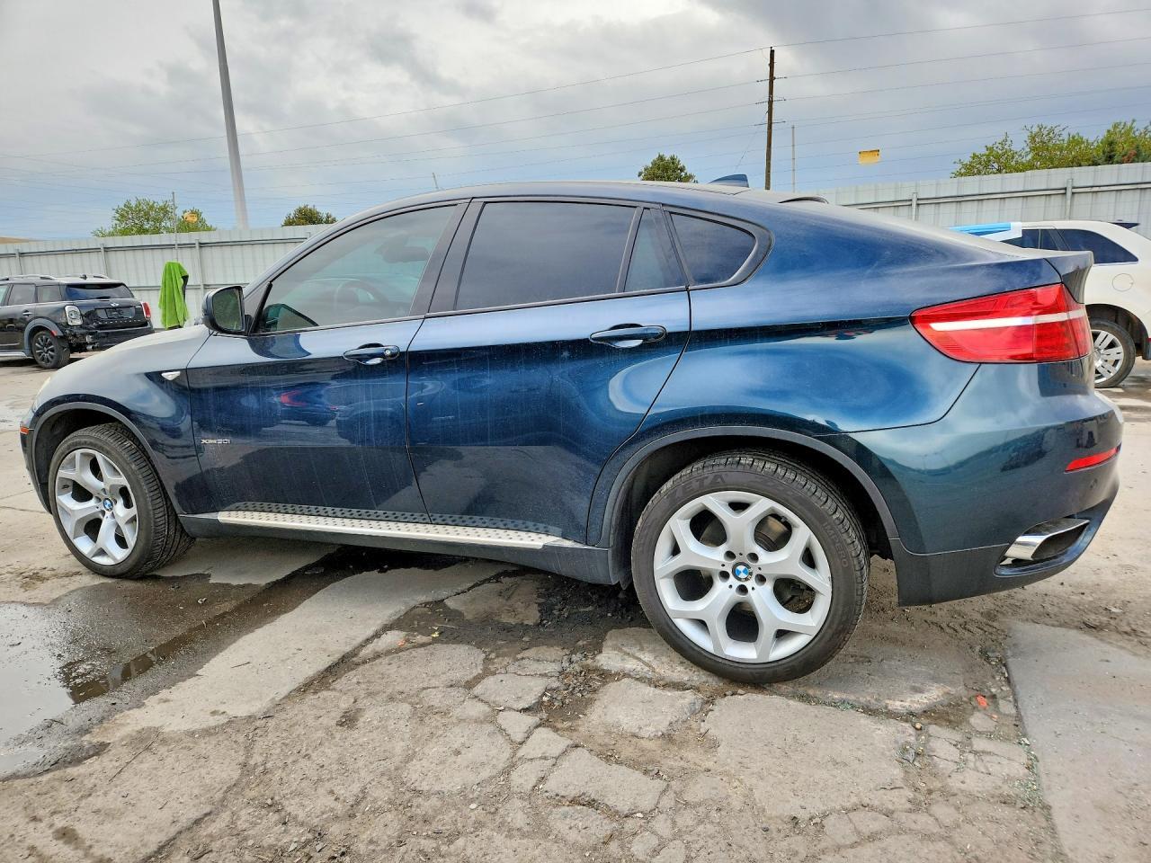 2014 BMW X6 xDrive50I - zdjęcie 2