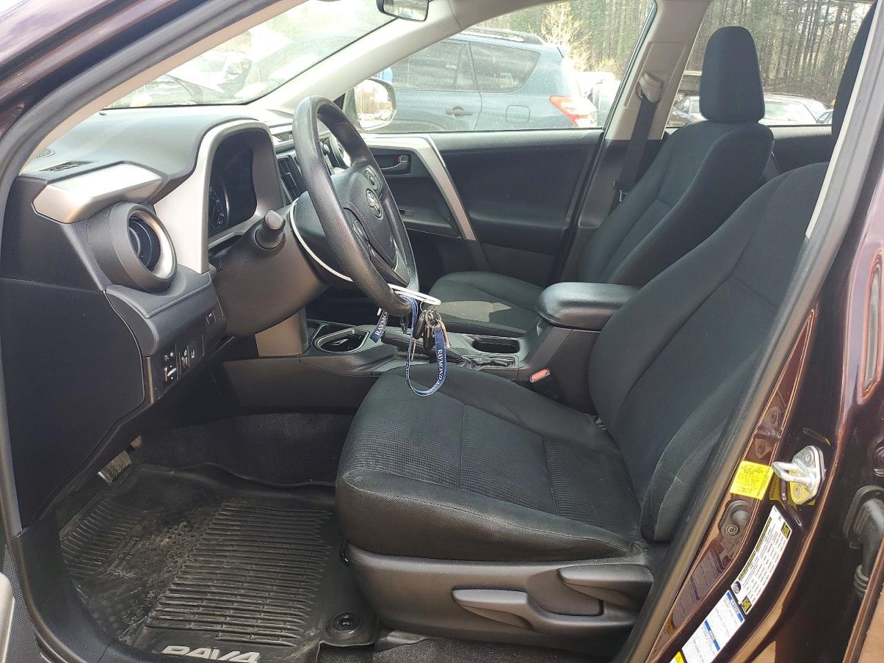 2018 Toyota Rav4 Le - zdjęcie 7